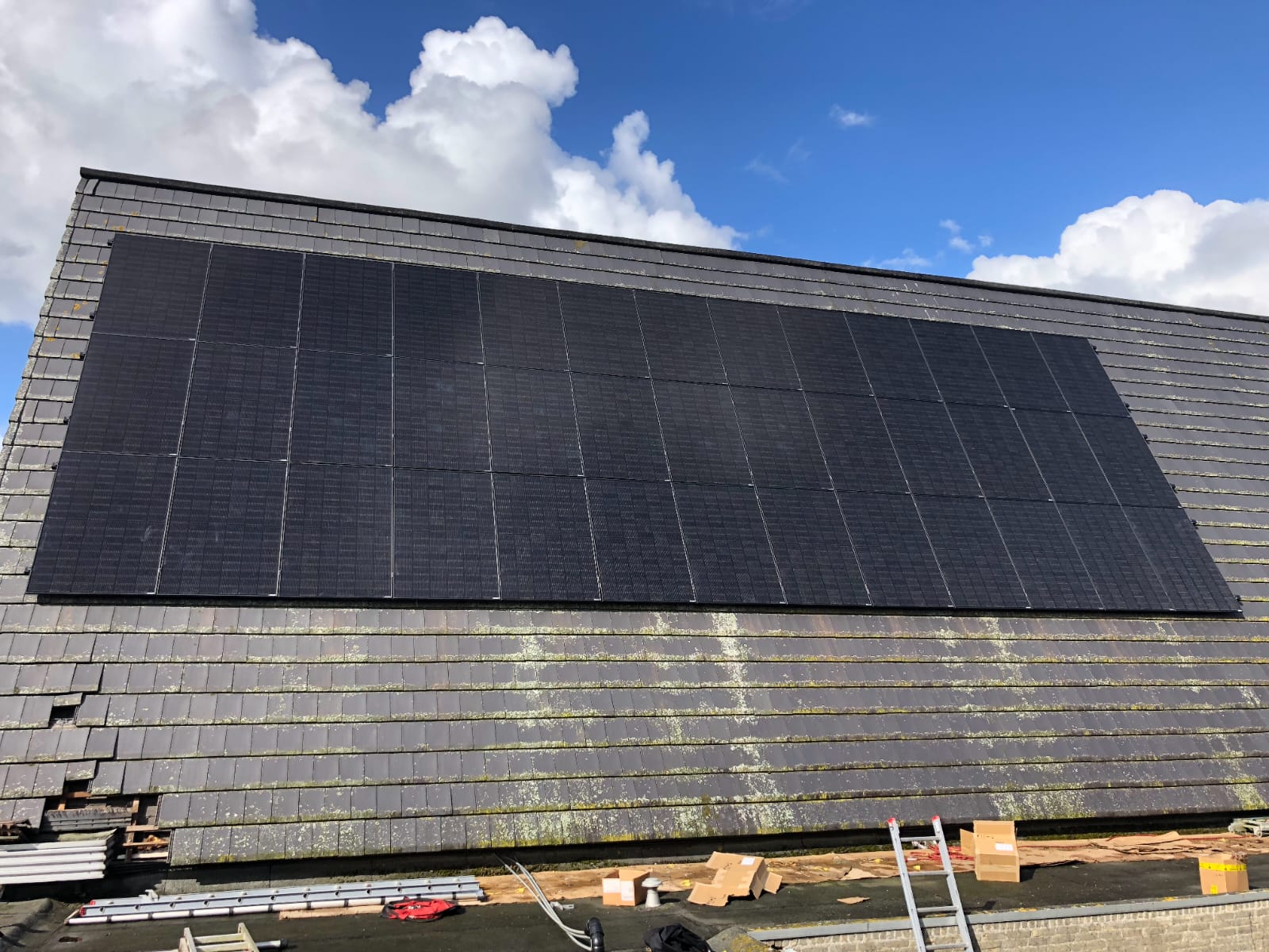 Boerenschuur met 39 zonnepanelen, zakelijke installatie